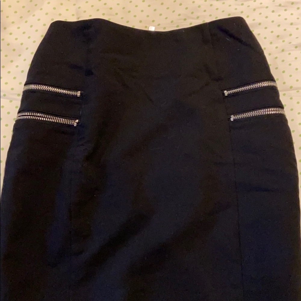 H&M Zipper Pencil Skirt